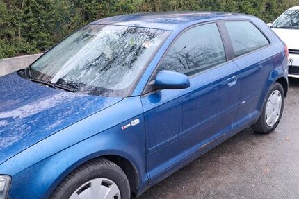 Audi A3 235.725 km 650 &euro; München 81737