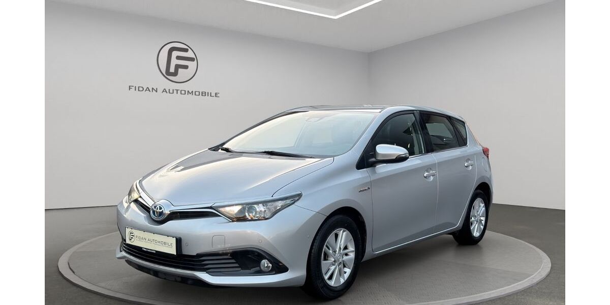 Toyota Auris 83.000 km 13.850 &euro; Sindelfingen/Stuttgart 71065