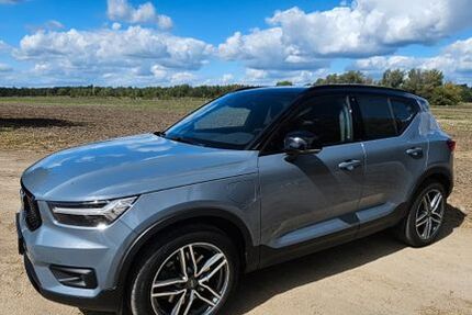 Volvo XC40 74.600 km 27.990 € Berlin 12209