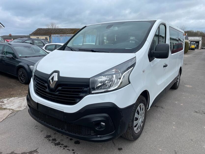 Renault Trafic 163.000 km 12.900 € Lübeck 23566