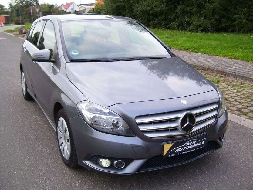 Mercedes-Benz B 180 167.000 km 8.799 € Kandel 76870