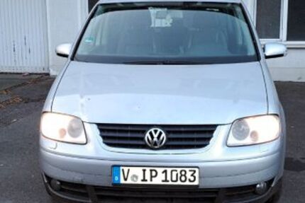 VW Touran 179.910 km 2.300 &euro; Halver 58553