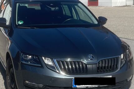 Skoda Octavia 132.000 km 22.500 &euro; Landau an der Isar 94405