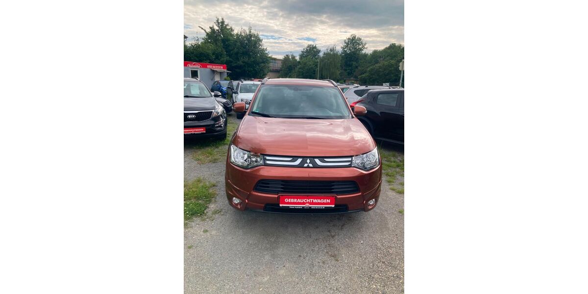 Mitsubishi Outlander 15.000 km 10.700 &euro; Peine 31228