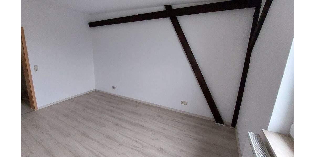Zimmer Halle (Saale) Damaschkestraße - 3 Zimmer, 94 m&sup2;, 685&euro; | Angebot:26289958