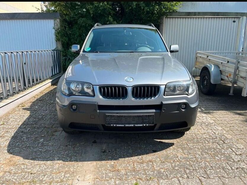 X3