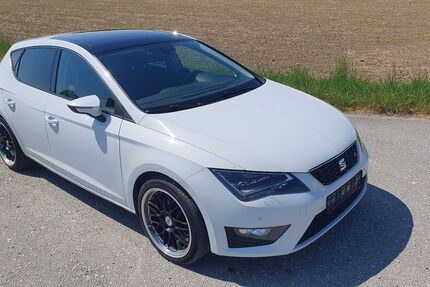 Seat Leon 182.105 km 9.990 &euro; Vilshofen 94474