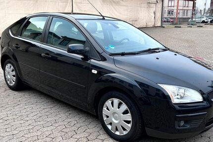 Ford Focus 146.819 km 2.850 € Landau 76829