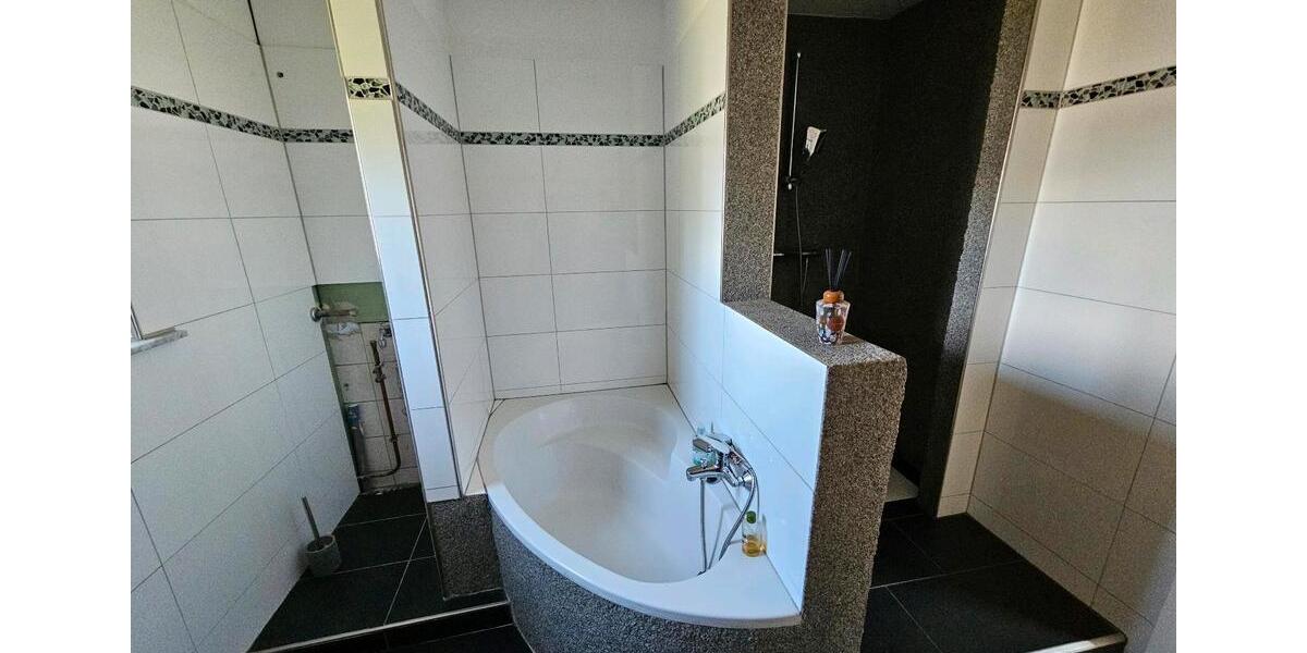 Etagenwohnung Dillingen (Saar) - 4 Zimmer, 100 m&sup2;, 750&euro; | Angebot:26616845