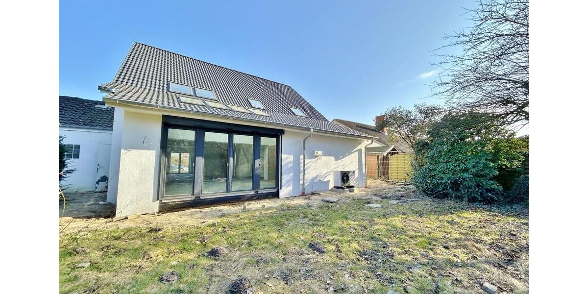 Einfamilienhaus Stuhr - 6 Zimmer, 205 m&sup2;, 2.100&euro; | Angebot:25477673
