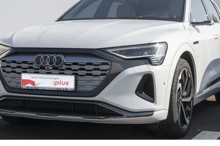 Audi Q8 73.262 km 52.430 € Geilenkirchen 52511