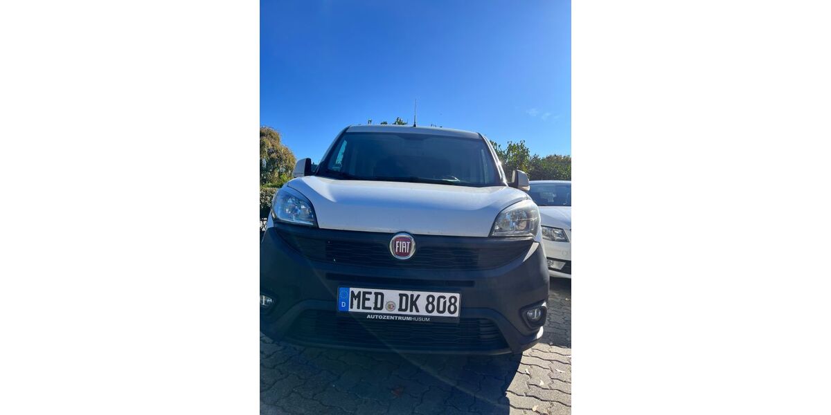 Fiat Doblo 104.000 km 9.000 &euro; Wacken 25596