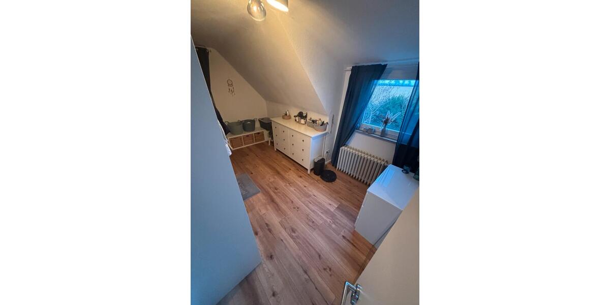 Einfamilienhaus Mönchengladbach West - 5 Zimmer, 140 m&sup2;, 1.800&euro; | Angebot:24735646