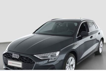 Audi A3 4.441 km 32.470 &euro; Saal a.d. Donau 93342