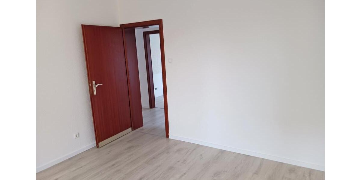 Erdgeschoßwohnung Bad Oeynhausen Dehme - 3 Zimmer, 72 m&sup2;, 590&euro; | Angebot:25574474