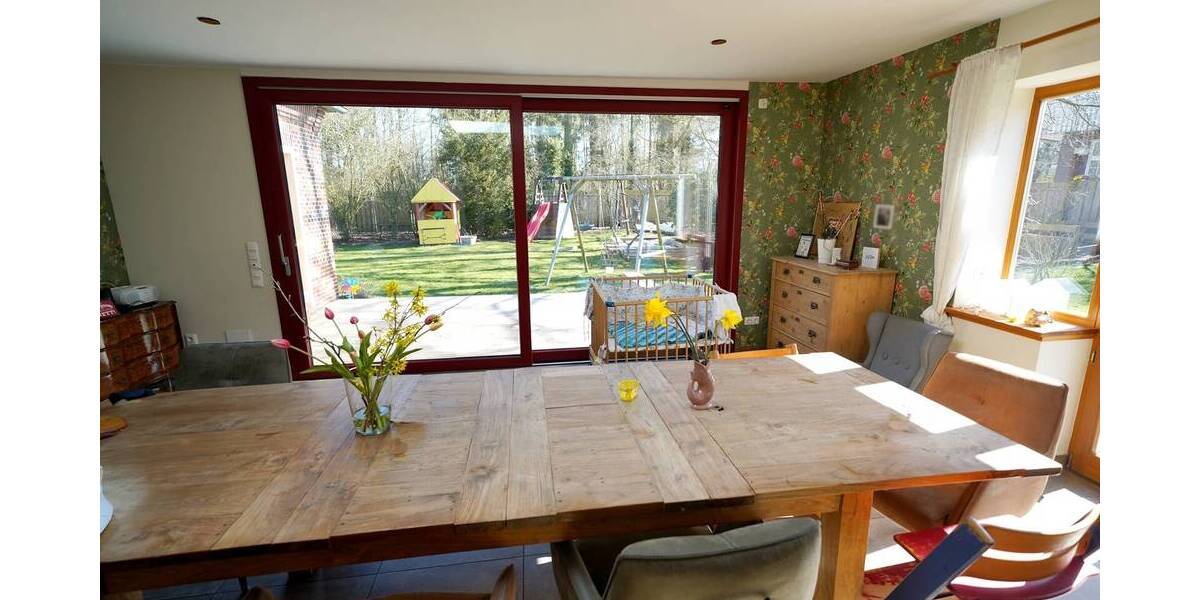 Großzügiges Wohnhaus-Grundstück mit Bebauungsmöglichkeit 8 zimmer