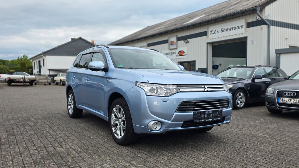 Mitsubishi Outlander 50.000 km 12.700 &euro; Gösenroth 55624