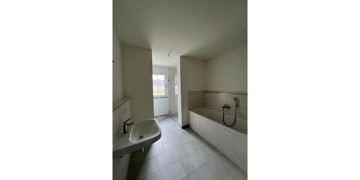 Terrassenwohnung Neunkirchen am Brand - 4 Zimmer, 108 m&sup2;, 1.200&euro; | Angebot:26429678