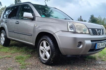 Nissan X-Trail 277.000 km 2.500 € Osterhofen 94486