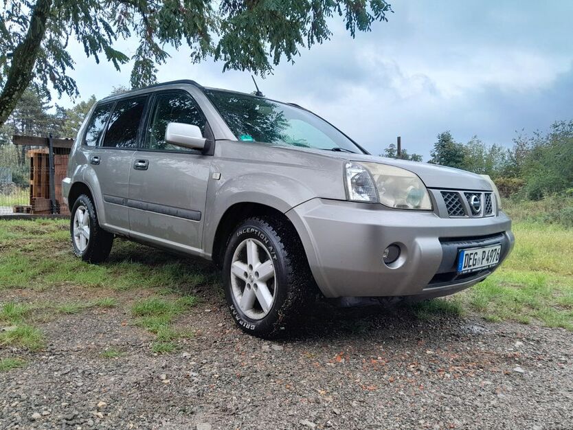 Nissan X-Trail 277.000 km 2.500 € Osterhofen 94486