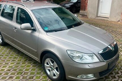 Skoda Octavia 286.000 km 2.490 &euro; Dresden 01139