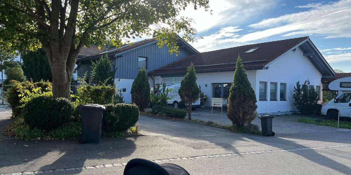 Haus zum Kaufen in Weilheim 1.290.000 € 400 m² 8 zimmer