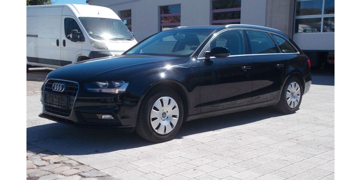 Audi A4 220.905 km 7.450 &euro; Schönebeck 39218