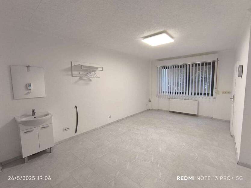 Einzelhandel in Solingen 500 € 62 m² zimmer