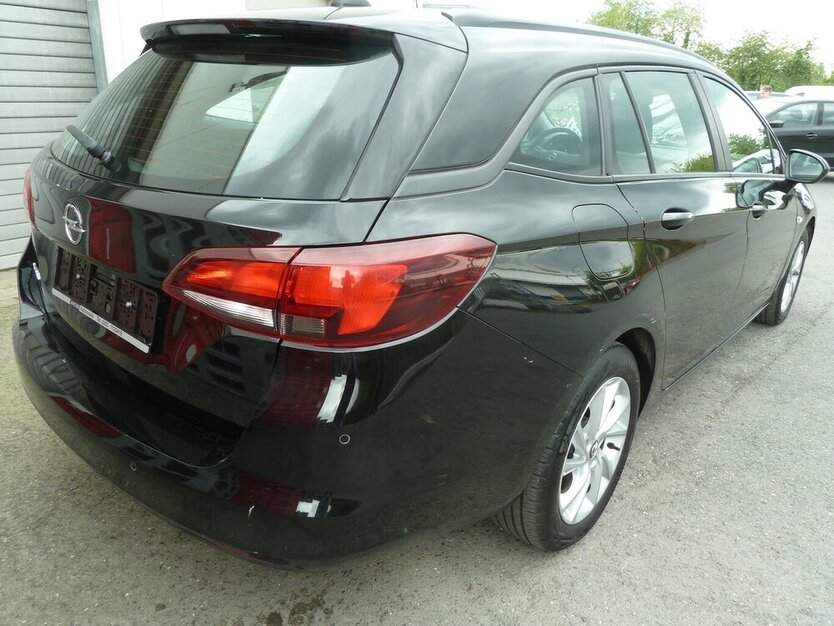 Opel Astra 1.5 D Edition Klima Navigation Lackschäden 148.000 km 6.900 € Ratingen 40885