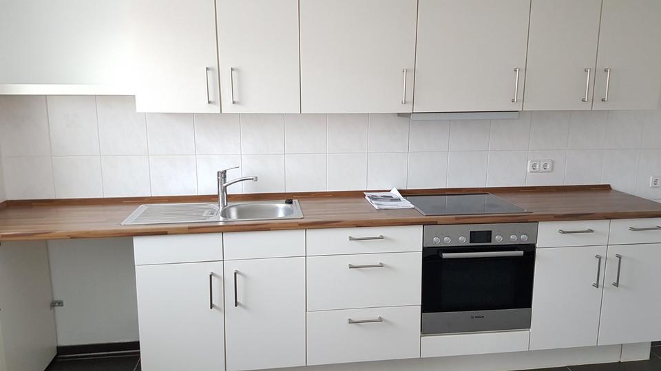 Etagenwohnung Lübeck Kücknitz - 4 Zimmer, 120 m&sup2;, 1.250&euro; | Angebot:25234225