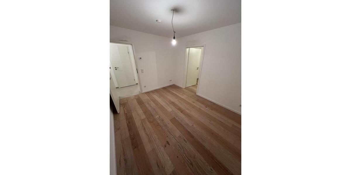 Erdgeschoßwohnung Ammerndorf - 4 Zimmer, 92 m&sup2;, 1.125&euro; | Angebot:25397845