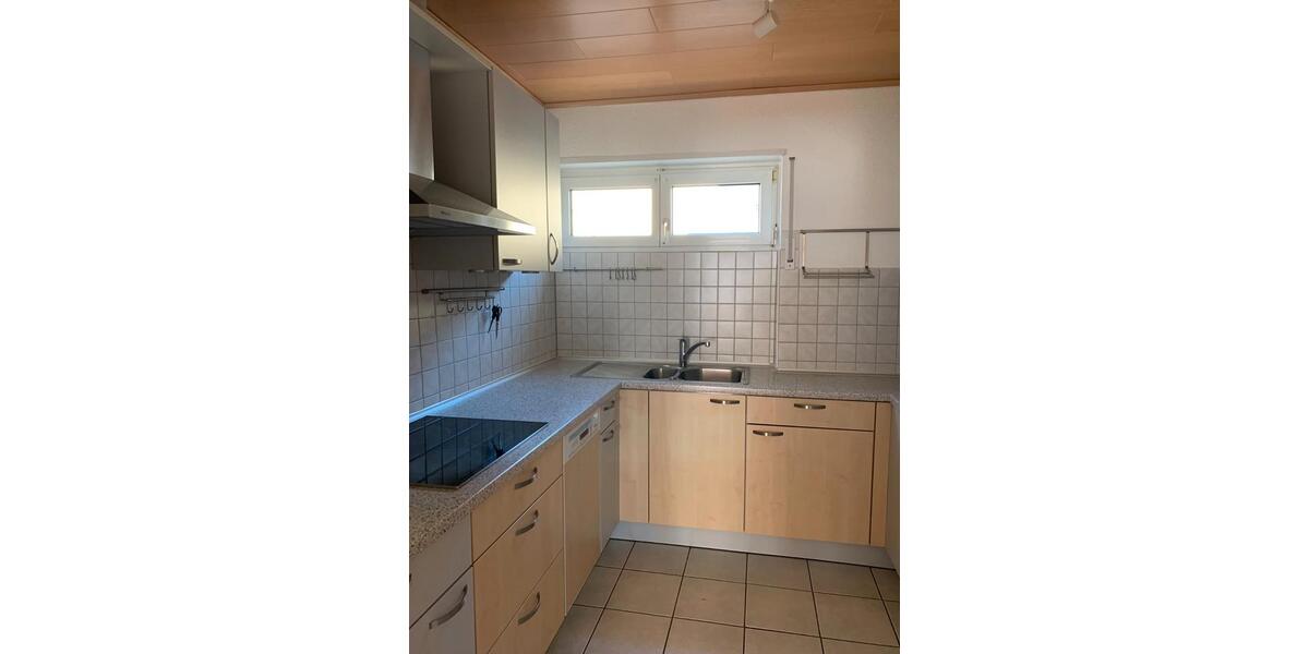 Erdgeschoßwohnung Eppelheim - 4 Zimmer, 115 m&sup2;, 1.300&euro; | Angebot:26023487