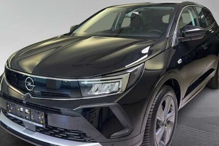 Opel Grandland (X) 13.200 km 24.890 &euro; München 80339