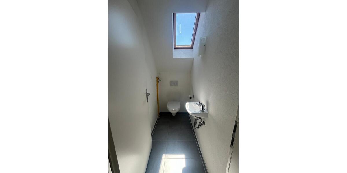 Dachgeschoßwohnung Mannheim Fahrlach - 2 Zimmer, 67 m&sup2;, 695&euro; | Angebot:24977389