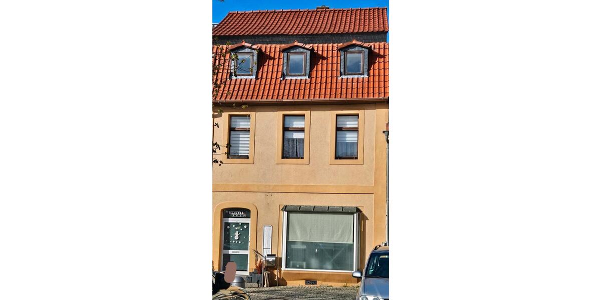 Einfamilienhaus Calbe (Saale) - 7 Zimmer, 120 m&sup2;, 75.000&euro; | Angebot:27064095
