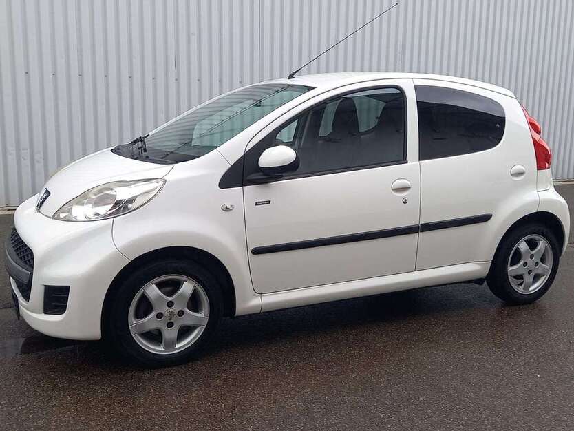Peugeot 107 179.000 km 2.950 € Riedlingen 88499