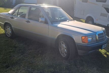 Mercedes-Benz 190 203.000 km 9.999 &euro; Bad König 64732