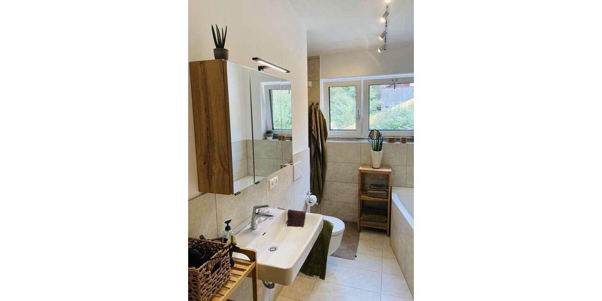 Etagenwohnung Hebertsfelden - 3.5 Zimmer, 97 m&sup2;, 970&euro; | Angebot:26414632