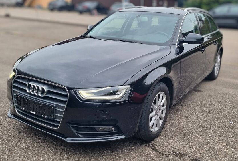 Audi A4 152.500 km 8.600 € Ochsenhausen 88416