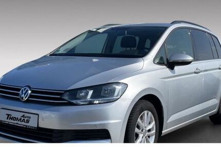 VW Touran 125.820 km 11.090 &euro; Bonn 53227