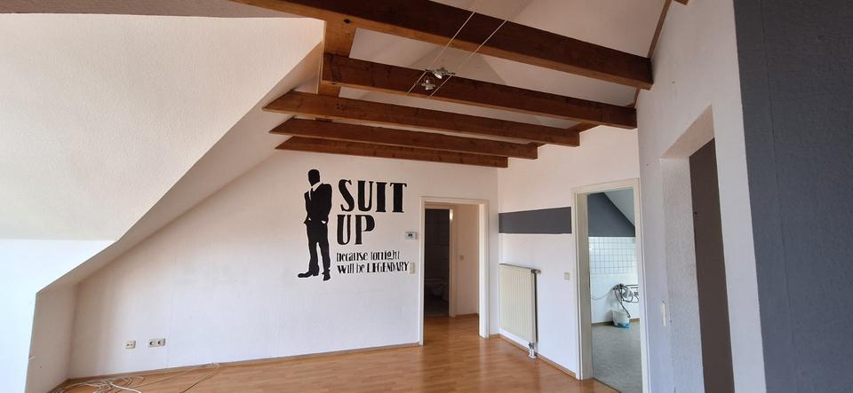 Dachgeschoßwohnung Langweid am Lech - 3 Zimmer, 65 m&sup2;, 680&euro; | Angebot:25403382