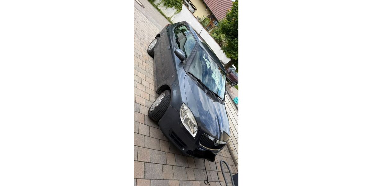 Skoda Fabia 107.600 km 2.999 &euro; Gottfrieding 84177