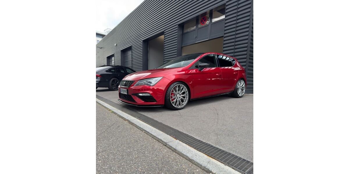 Seat Leon 93.000 km 25.000 &euro; Stuttgart 70437