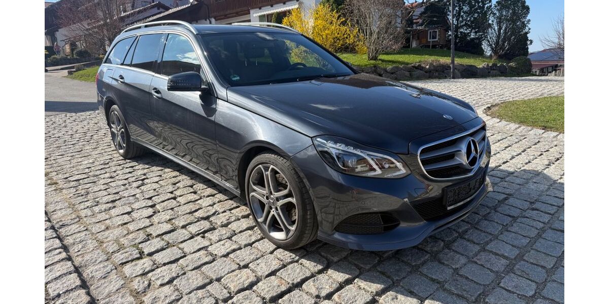Mercedes-Benz E 220 195.000 km 12.390 &euro; Bad Bayersoien 82435