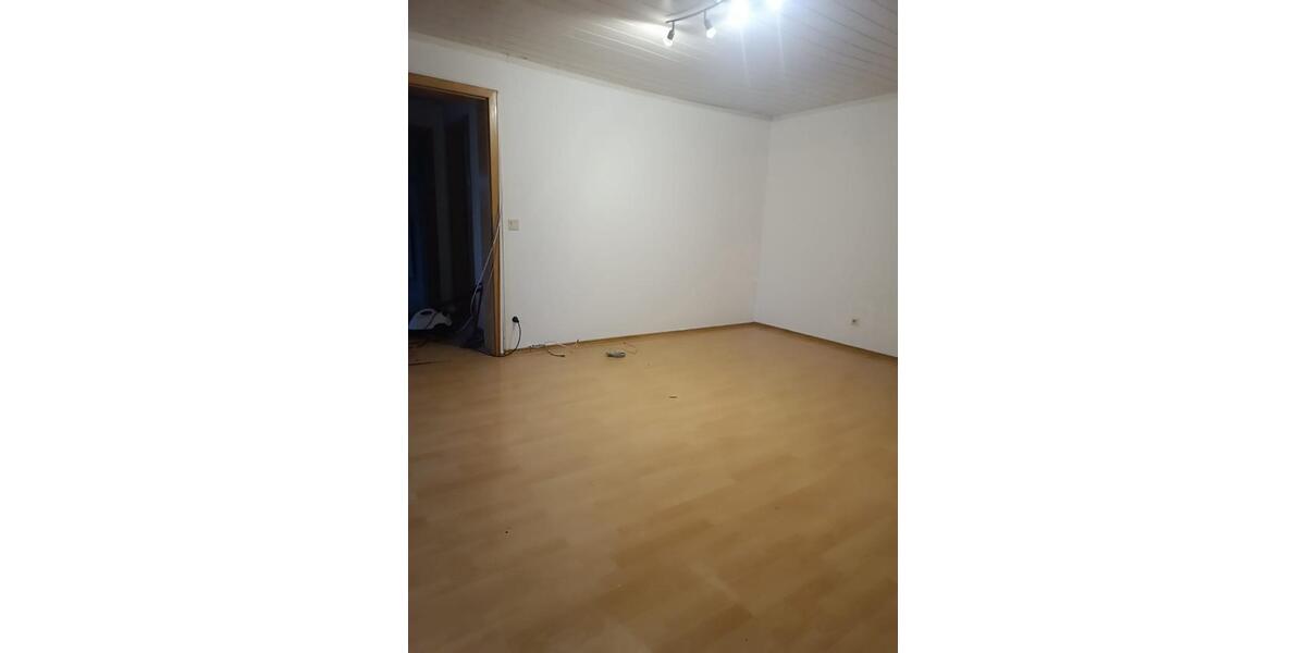 Etagenwohnung Sandhausen - 1 Zimmer, 38 m&sup2;, 425&euro; | Angebot:24536374