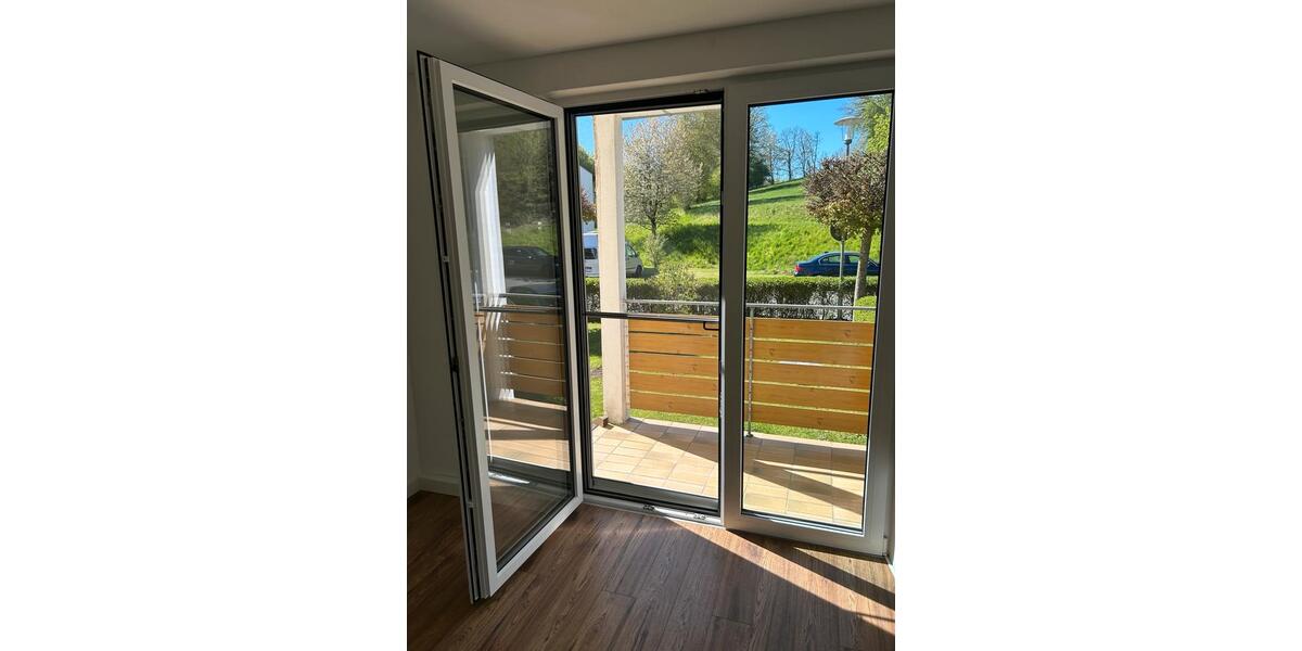 Erdgeschoßwohnung Eschenbach in der Oberpfalz - 3 Zimmer, 69 m&sup2;, 175.000&euro; | Angebot:26608723