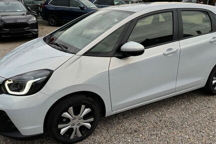 Honda Jazz 2.250 km 23.990 &euro; Heinsberg-Dremmen 52525