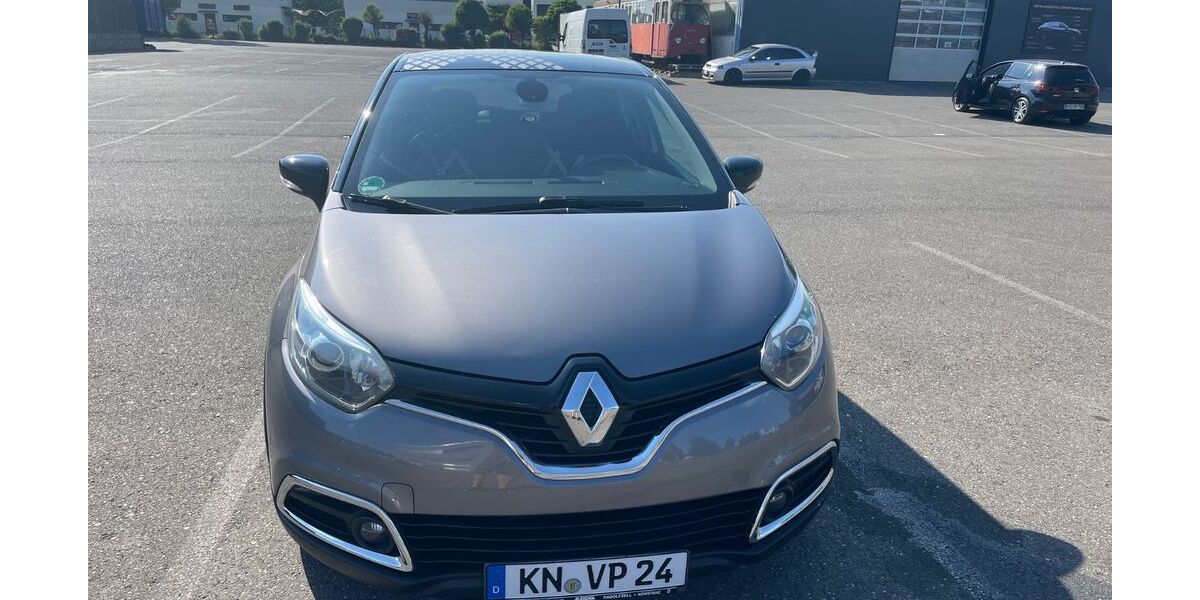 Renault Captur 136.700 km 9.399 &euro; Konstanz 78464