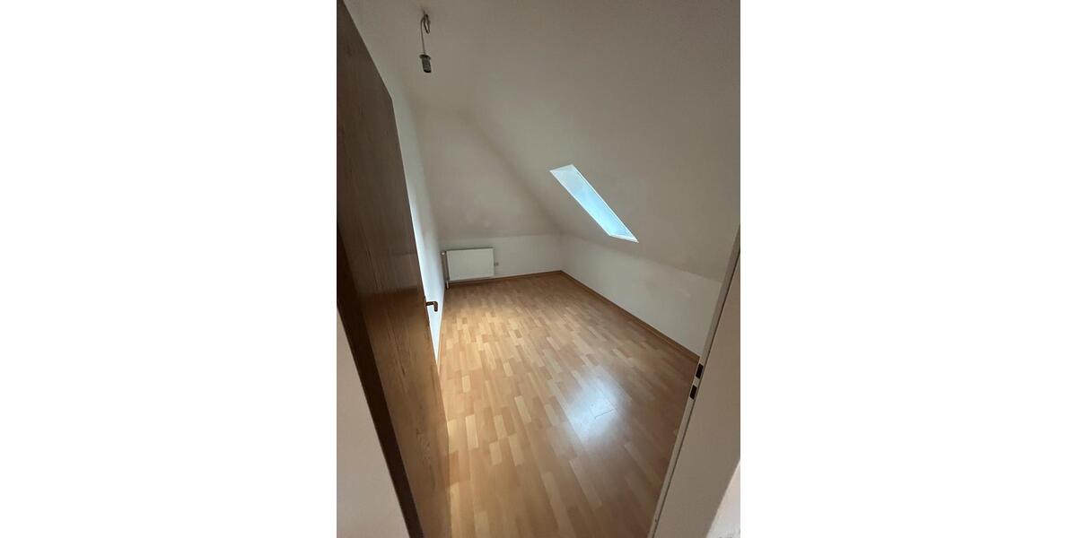 Dachgeschoßwohnung Fürstenau - 2 Zimmer, 42 m&sup2;, 285&euro; | Angebot:24954719