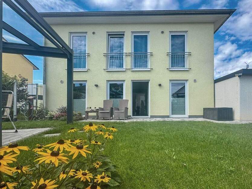 Modernes, neuw. Wohnhaus in Niederkassel - Doppelgarage und schönem Garten - geringe Heizkosten! 4 zimmer